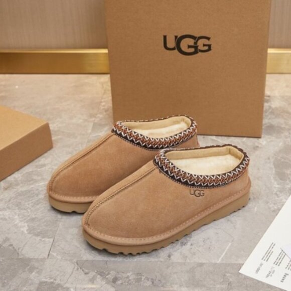 UGG Australia Tasman Chestnut Suede Slipper - Picture 2 of 9